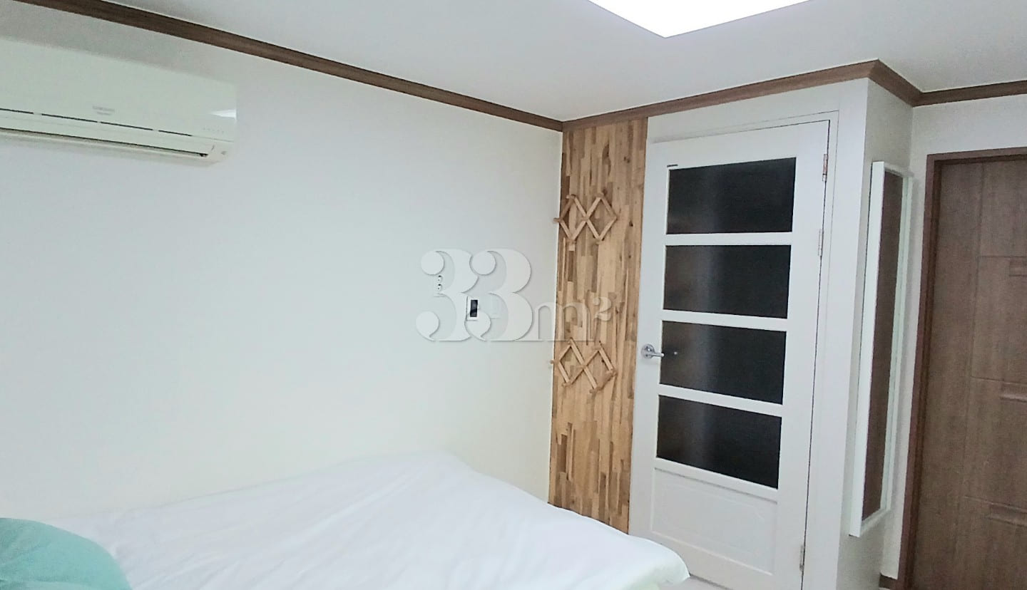 2nd Floor White Studio 8th image