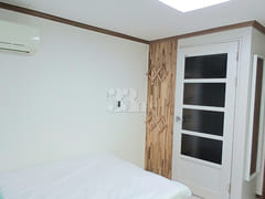2nd Floor White Studio 8th image