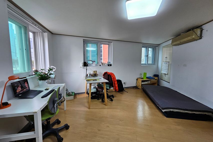 Gongdeok Station, 20 seconds, fully furnished 1th image