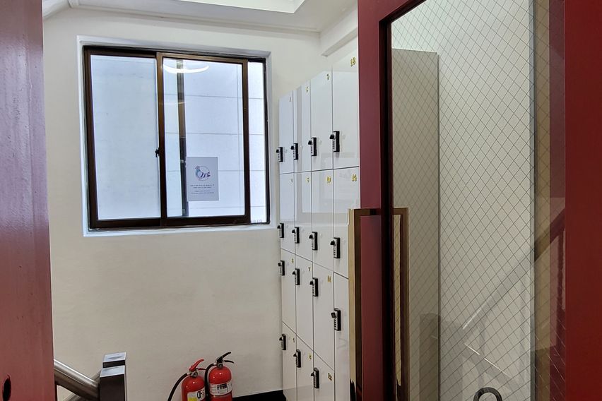 롯데타워 무지개하우스b