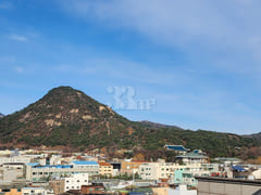 Fully furnished with a view of Cheongwadae 11th image