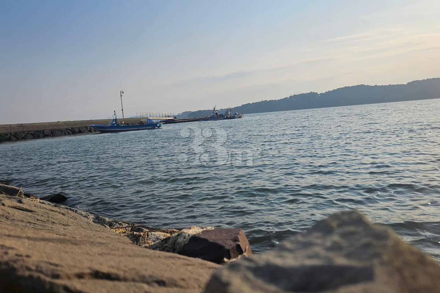 Short-term rental with a sea view in Sacheon, 13th image
