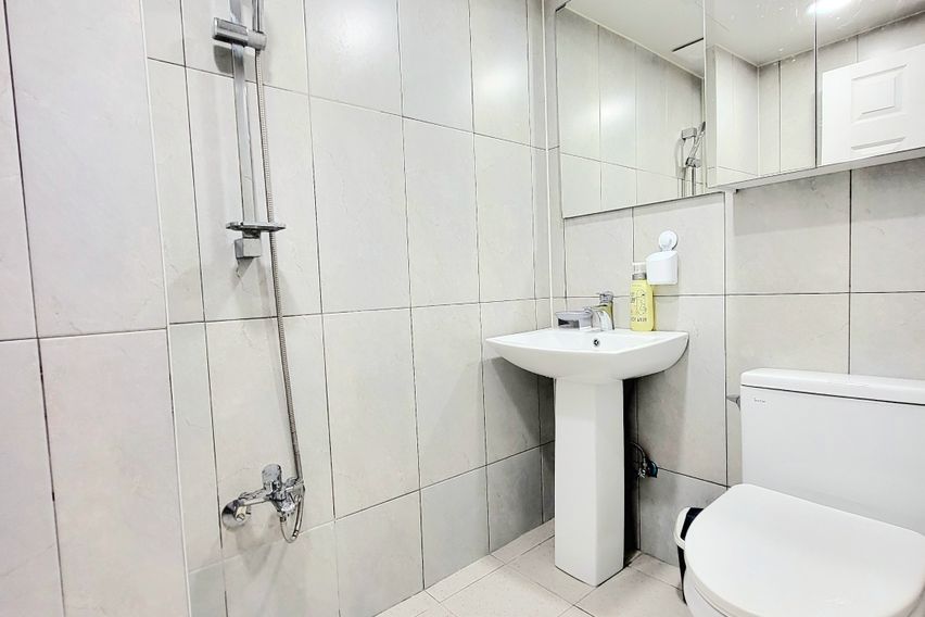 광안역1분퀸침대대형TV