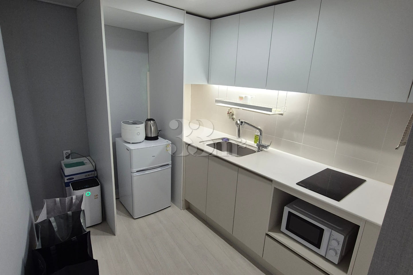 Songdo Beach Unit 102 6th image