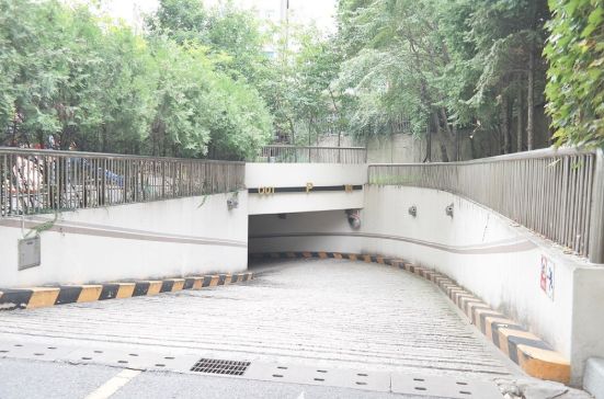 DMC역 33평 아파트