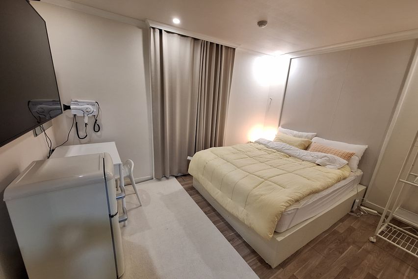 산본역 3분 디럭스C