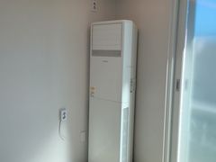 Hotel-style residence 11th image