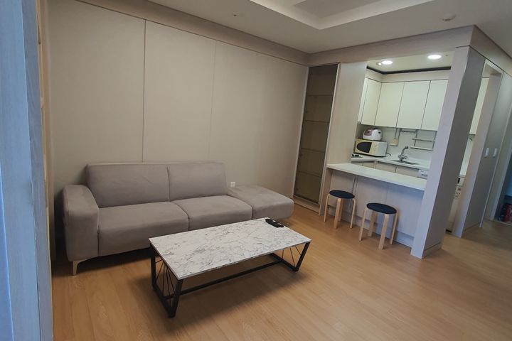 ★Unbeatable Price★ Gangnam Seolleung 1th image