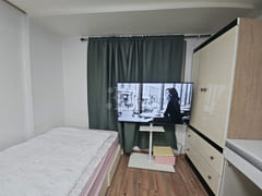 Clean and affordable studio apartment. 7th image