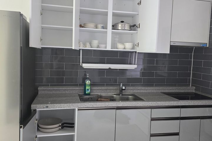 Warm House 6th image