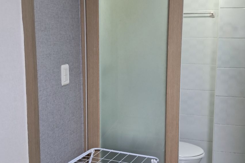 스타벅스근처 깔끔한 집