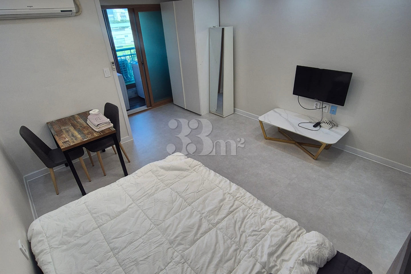Renovated Studio Apartment in Chojeon-dong (U 2th image