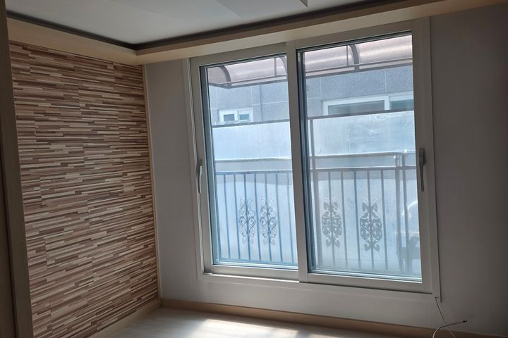 Great short-term rental in a nearly new build 2th image