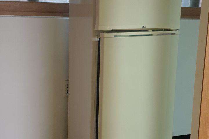 Room 203 7th image
