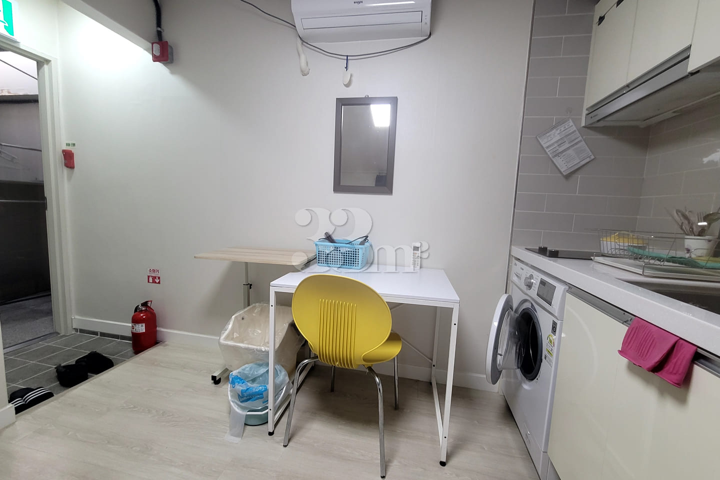 Newly built studio apartment within walking d 5th image
