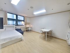 🤵Sinchon Station Area High-Rise with a View 3th image