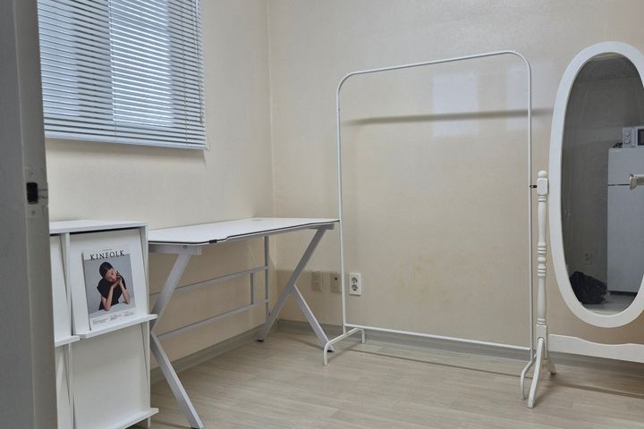 Two-room unit near Jiksan Industrial Complex  2th image