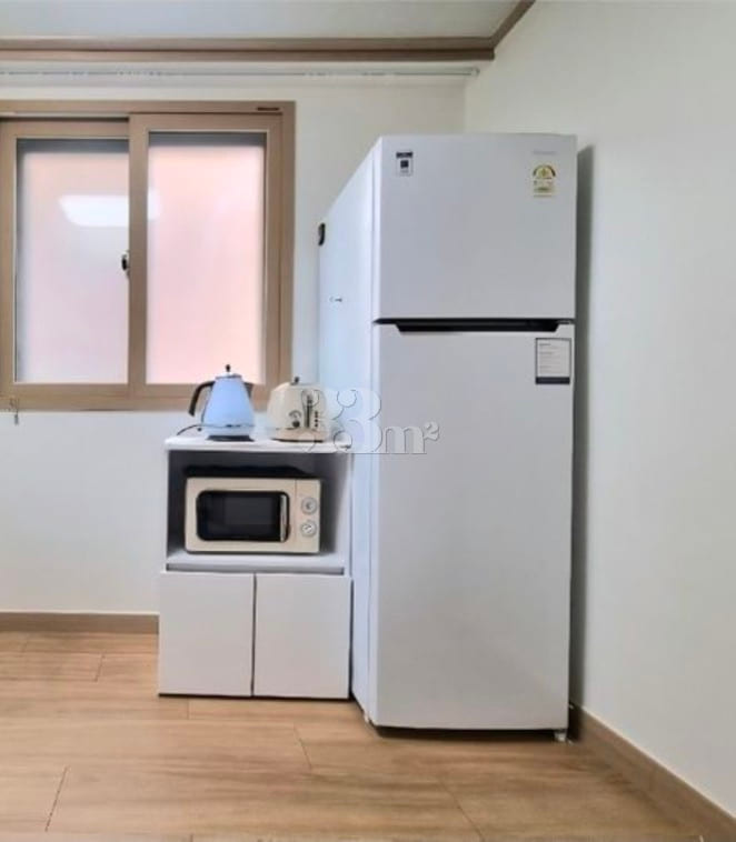 1 minute from the Han River; fully furnished; 11th image