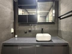 60-Pyeong Penthouse with Large Terrace 7th image