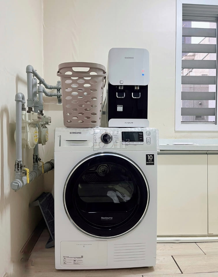 2-minute walk from Sinchon Station (Line 2) 8th image