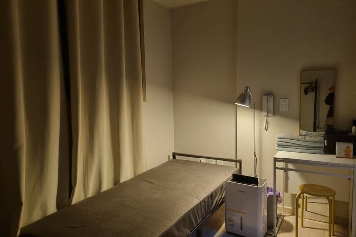 Clean, safe, and for single-person use. 6th image
