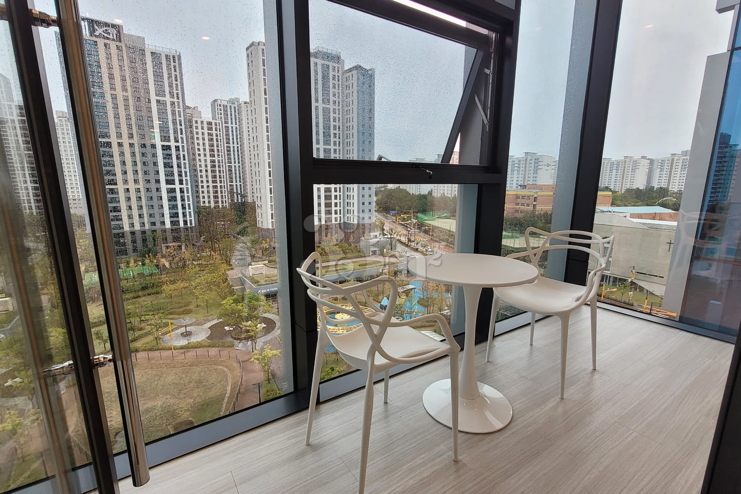 New building in Sindongtan/Yeongtong with ful 12th image