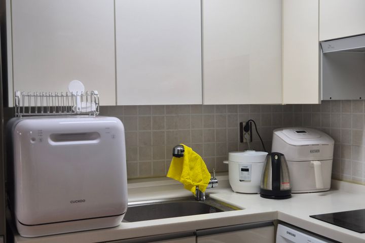 Fully furnished 15-pyeong officetel 5th image