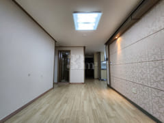 Bukseong-dong, 3 bedrooms, 2 bathrooms 0th image