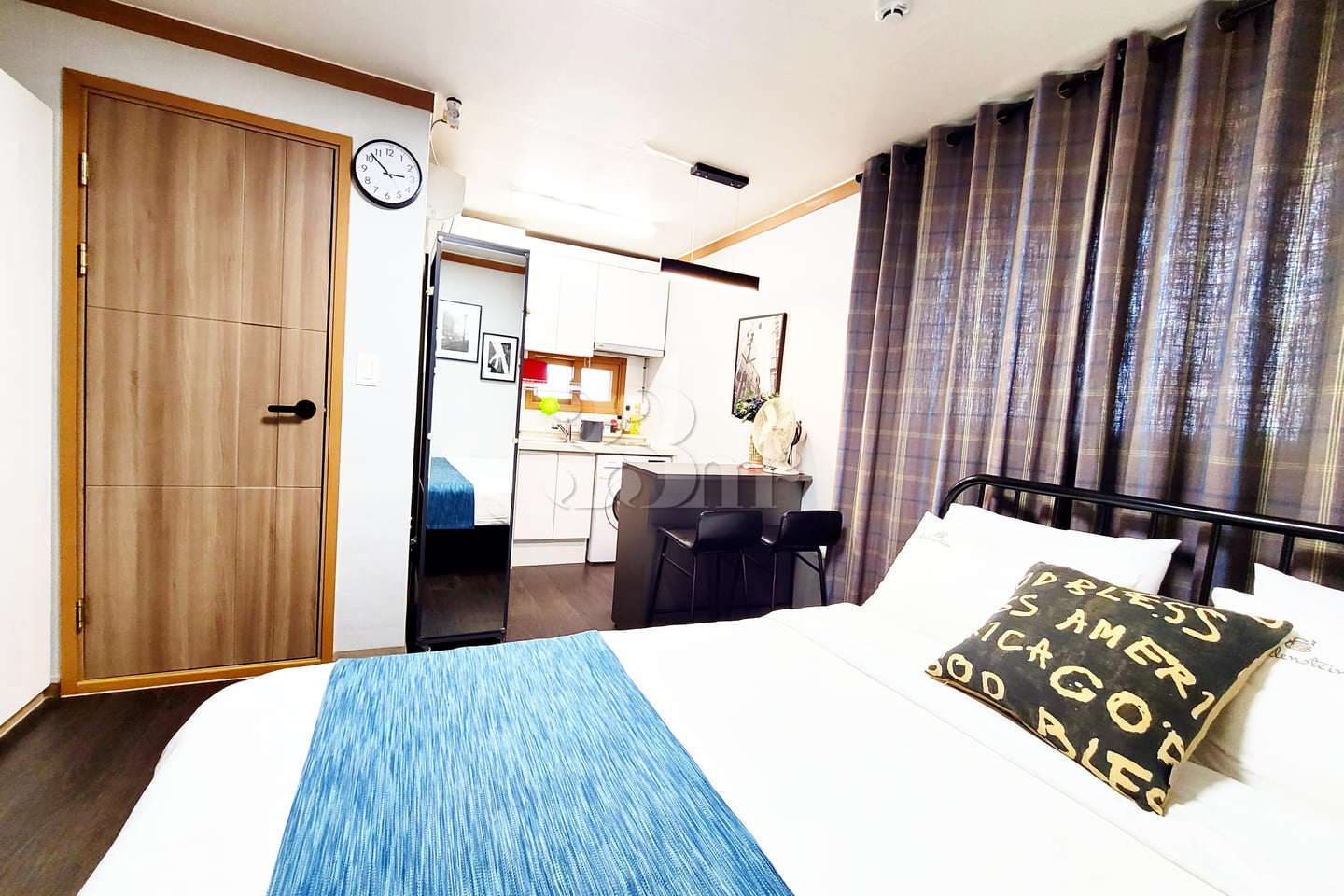 Cozy Studio in Mangwon (Unit 404) 0th image