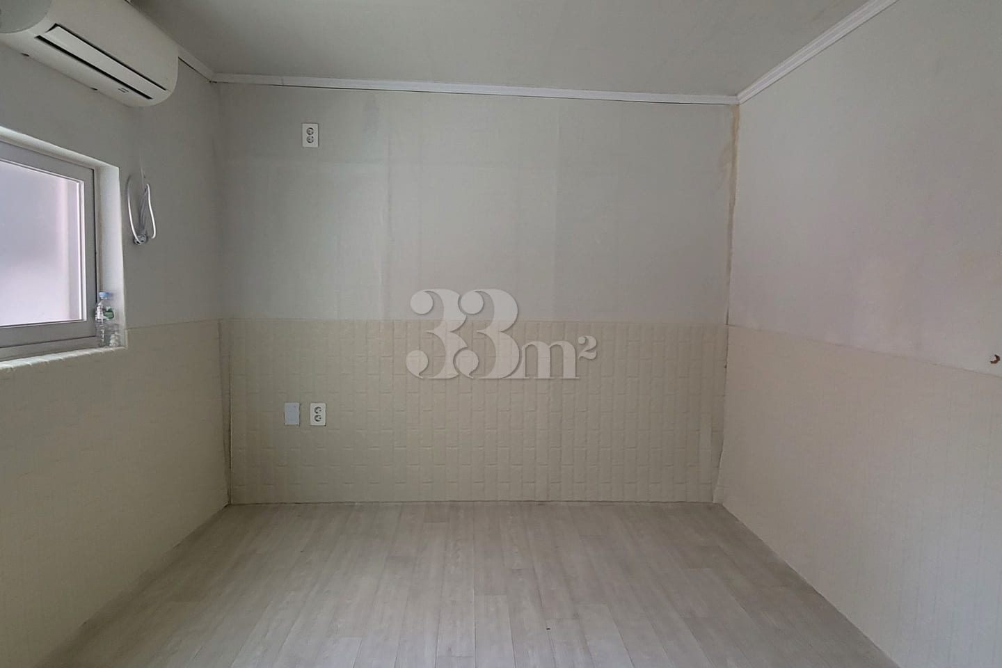 Room with a storage space near Songtan Statio 1th image