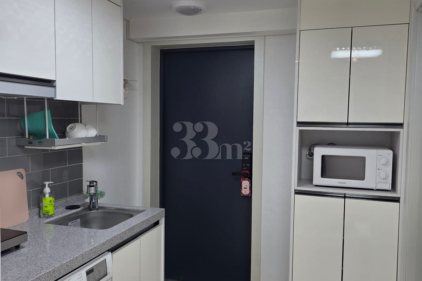 Newly Built Studio Apartment near Banghak Sta 5th image