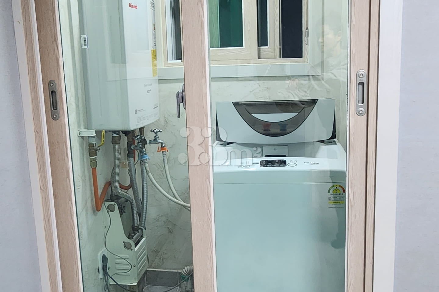 Two-room unit with an elevator, in a near-new 6th image