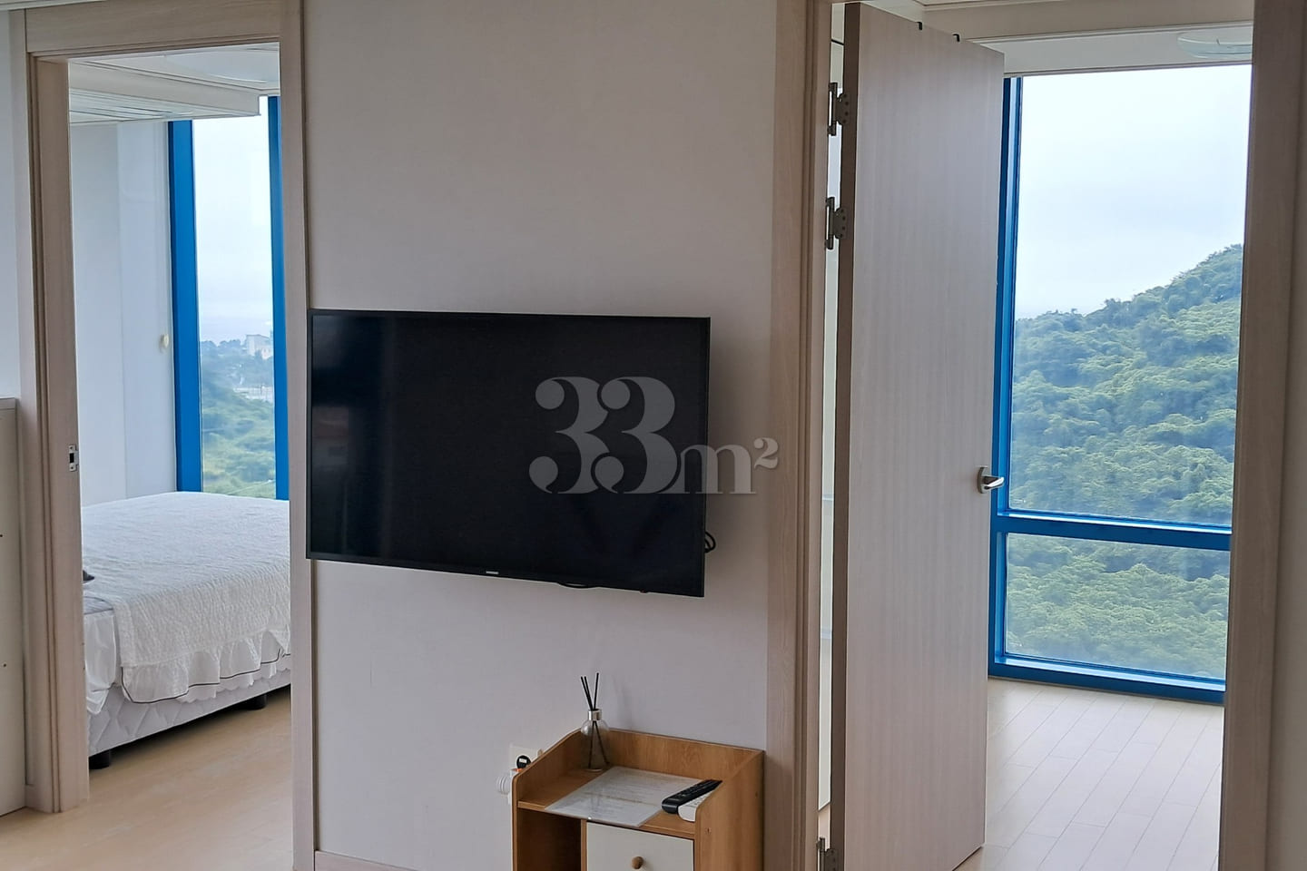 One-month stay in a two-room apartment with a 3th image