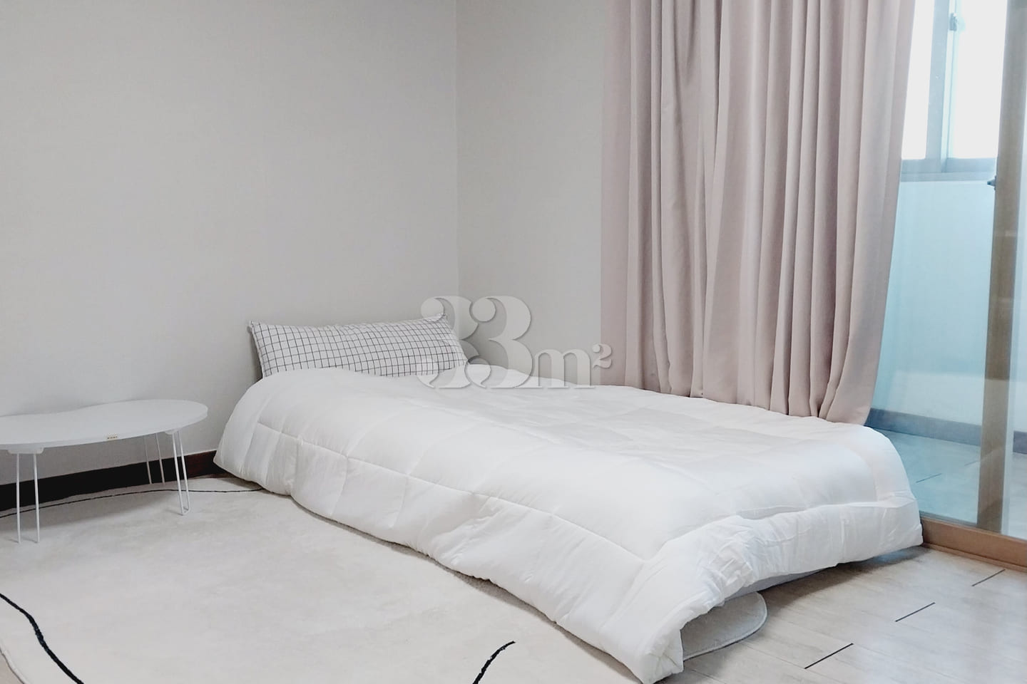 Quiet studio apartment 1th image