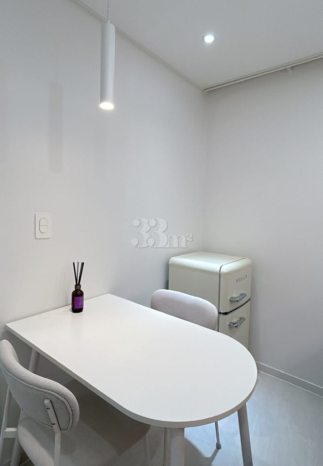 It's a clean, new house. 4th image