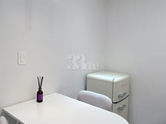It's a clean, new house. 4th image