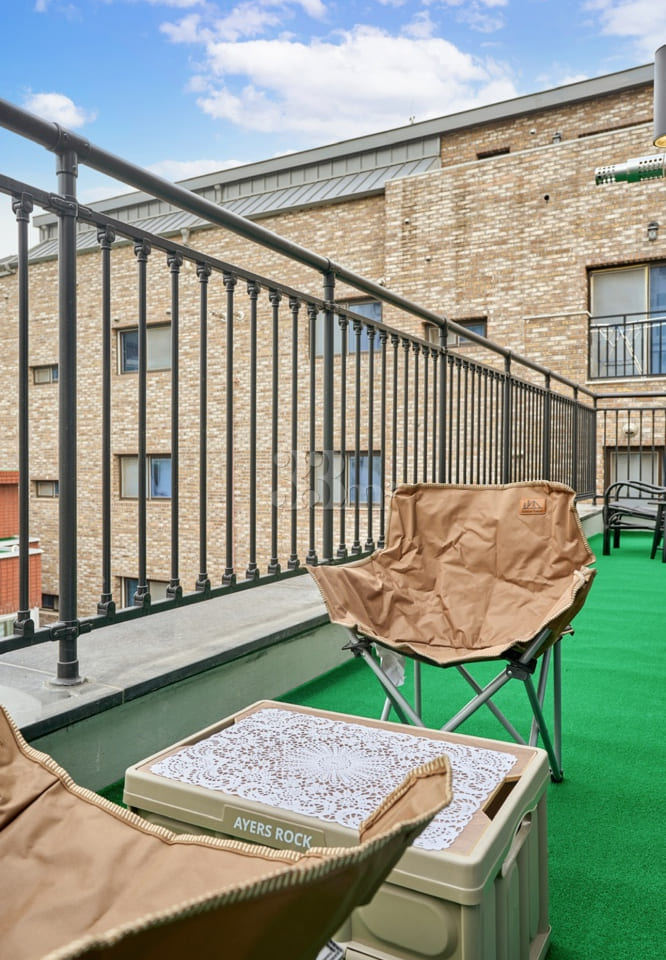 6th floor, 4 people, 3 beds + loft 9th image