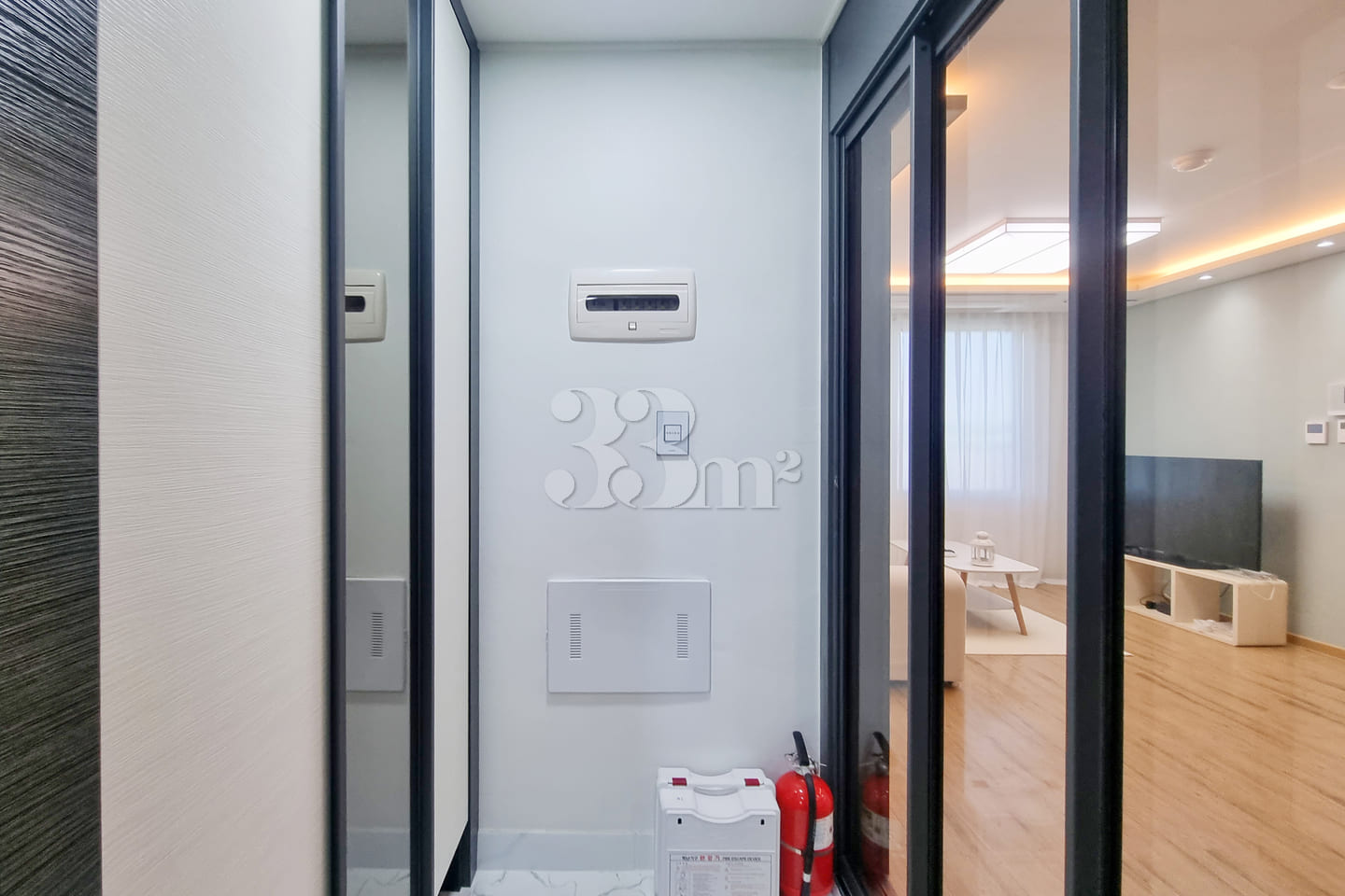 [Sinjeongnegeori Station] 2-room 4th image