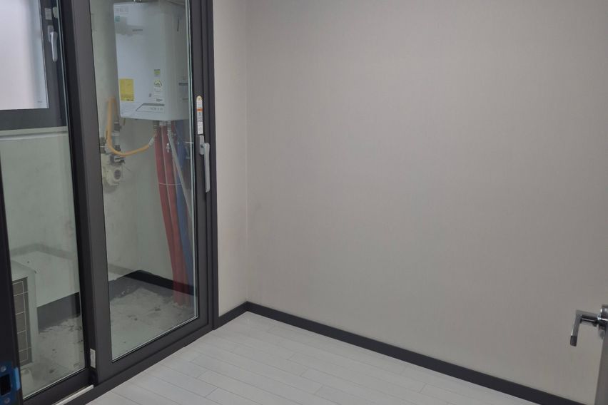 홍대 접근 용이 신축