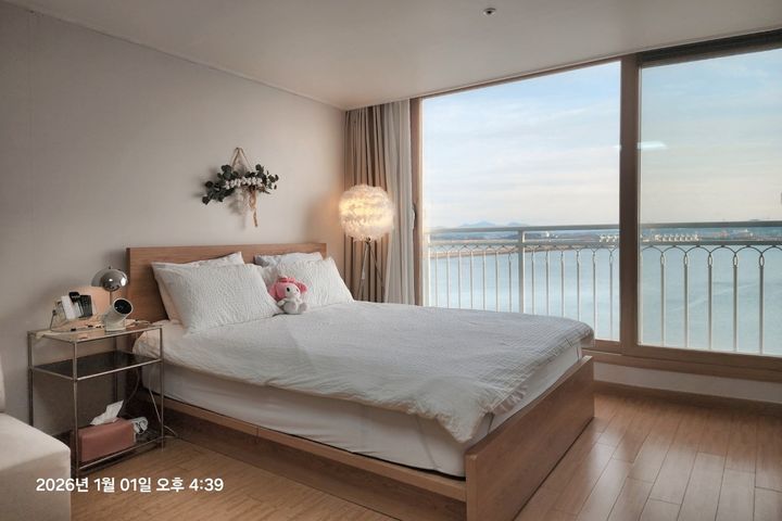 🏨바라던바다💕탑층일출💯 0번째 이미지