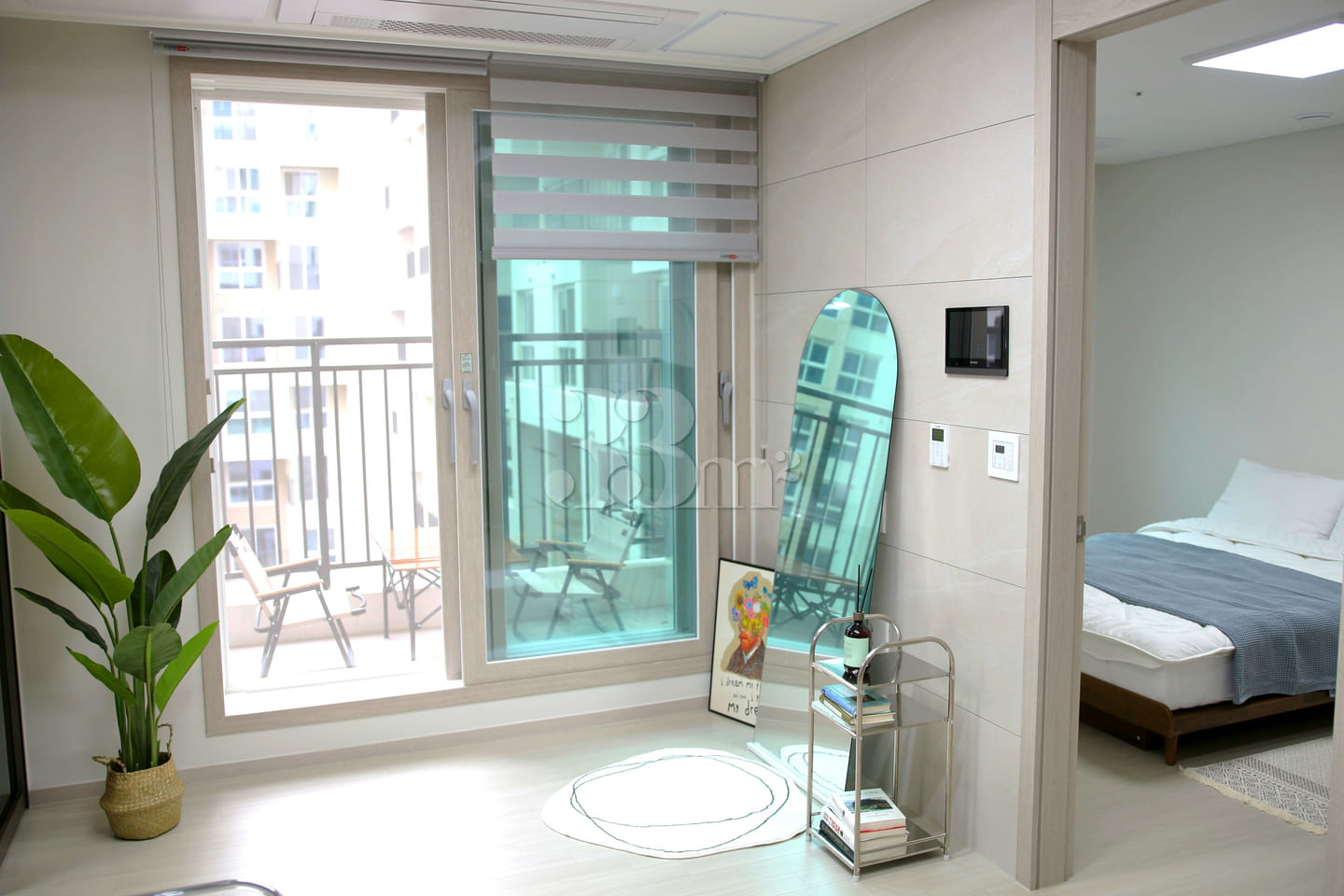 Two-room apartment with a terrace near Cheona 0th image