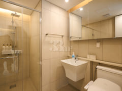 5th Floor_3 People, 2 Beds + Terrace 10th image