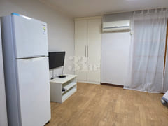 Neat studio apartment in Sanho-dong 3th image