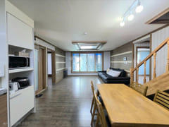 Gunsan. Fully furnished. Large parking lot. 6th image