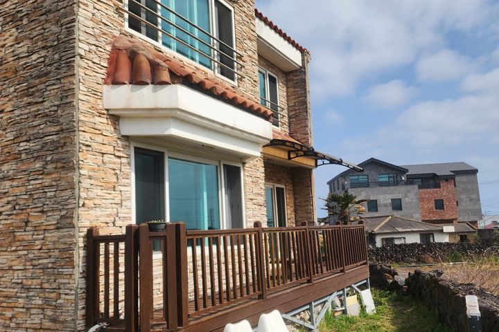 Aewol Hyeopjae Jeju Villa 8, Private House 1th image