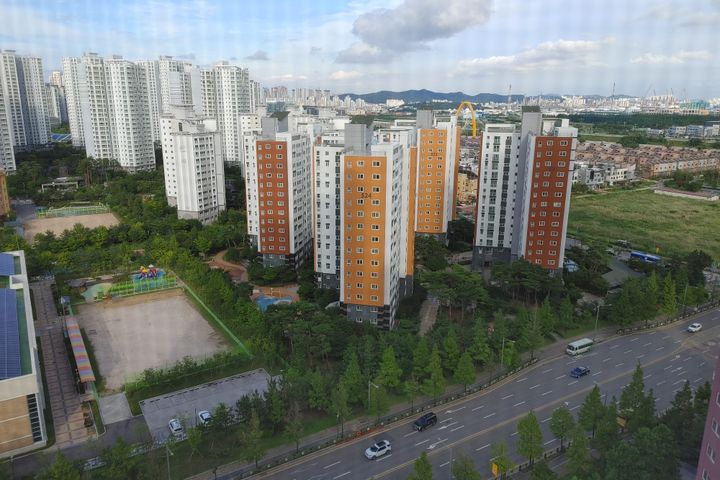 Spacious 3-bedroom apartment in Cheongna, Inc 11th image