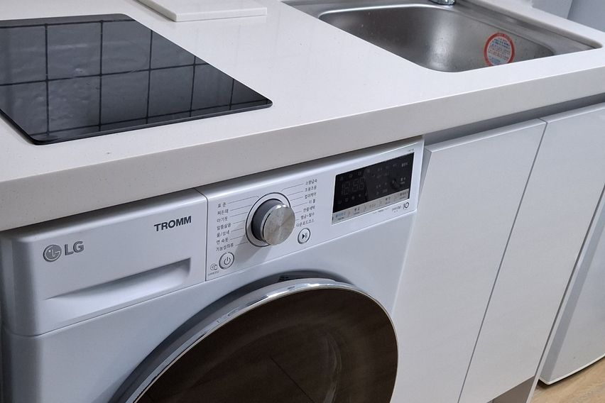 상가건물 뒤 1칸 방임 1번째 이미지