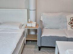 Quiet room near Sinsa Station 1th image