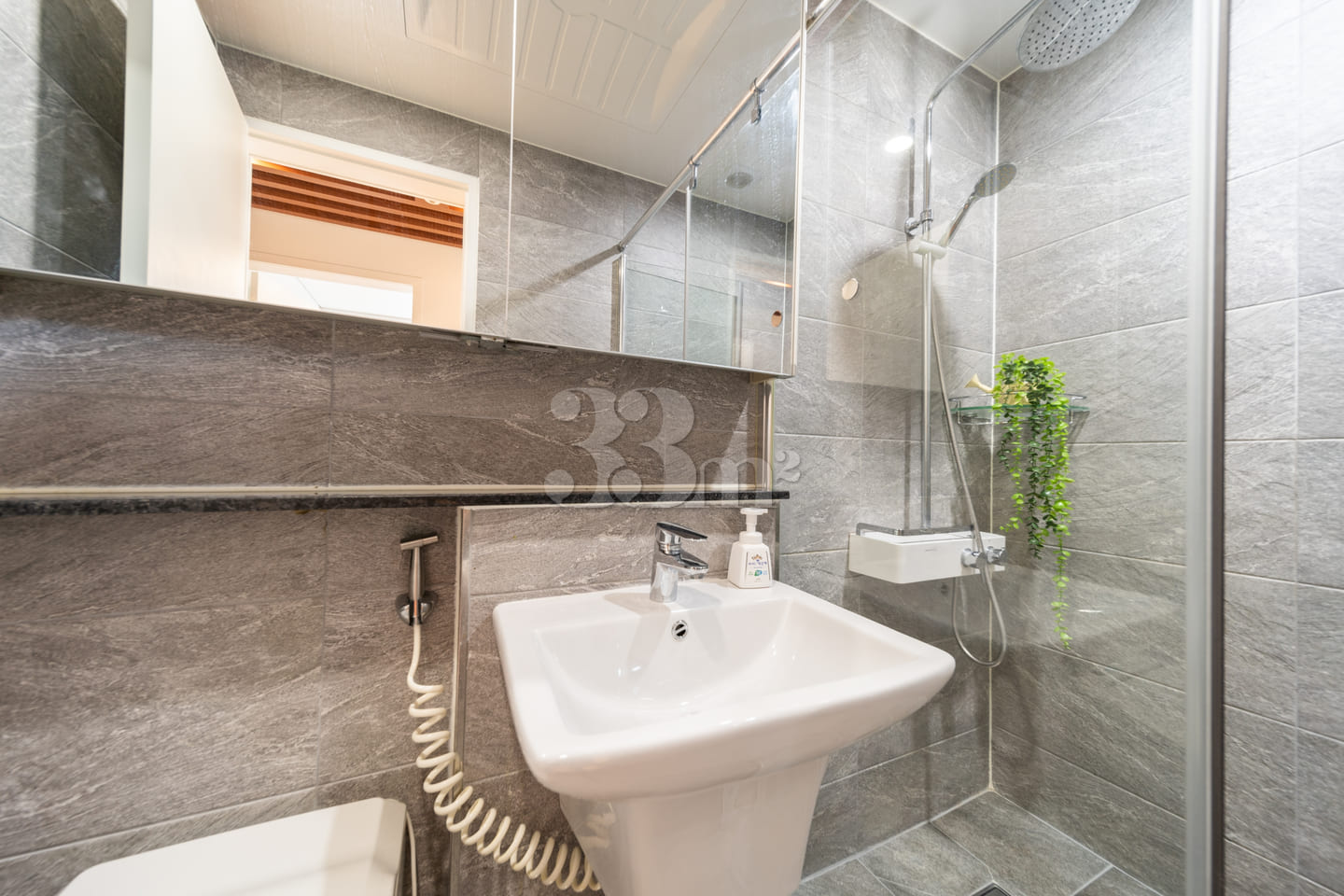 5 minutes from Line 7 station; 3 bedrooms, 2 18th image