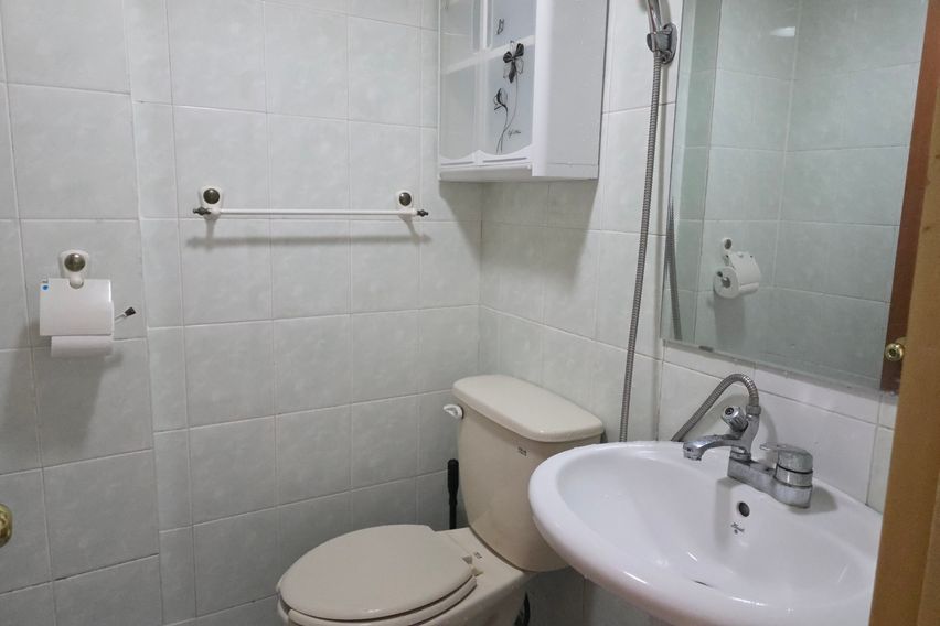 Room 303 11번째 이미지